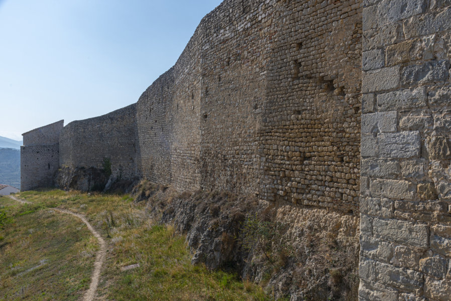 Castelló de la Plana - Morella 087 - murallas.jpg